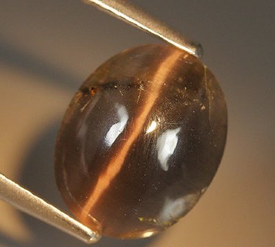  Камень Силлиманит натуральный с эффектом кошачьего глаза 3.39 карат арт. 19575